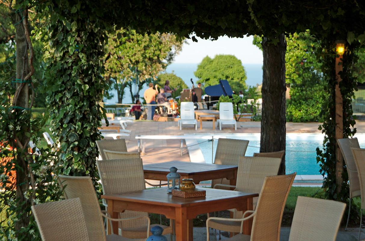 Hotel Emilia Ancona Exterior photo