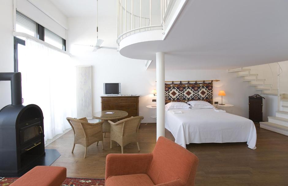 Hotel Emilia Ancona Exterior photo